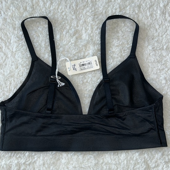 Aerie Smoothez Mesh Unlined Triangle Bralette Black Small NWT - Picture 4 of 6